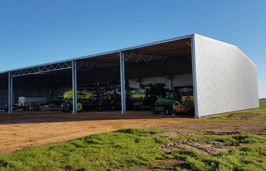 Steel structure farm equipment shed